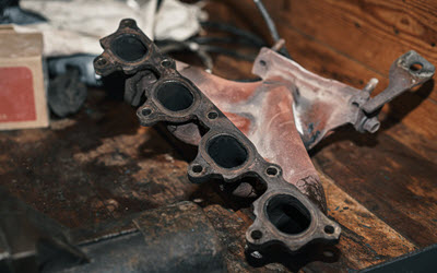 Jaguar Exhaust Manifold Repair